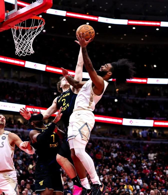 包含巴特勒在G2比赛中赛况扑朔迷离哈兰德新星出色防守表现惊艳之后，Ning在加拿大队比赛中悬念迭起的词条